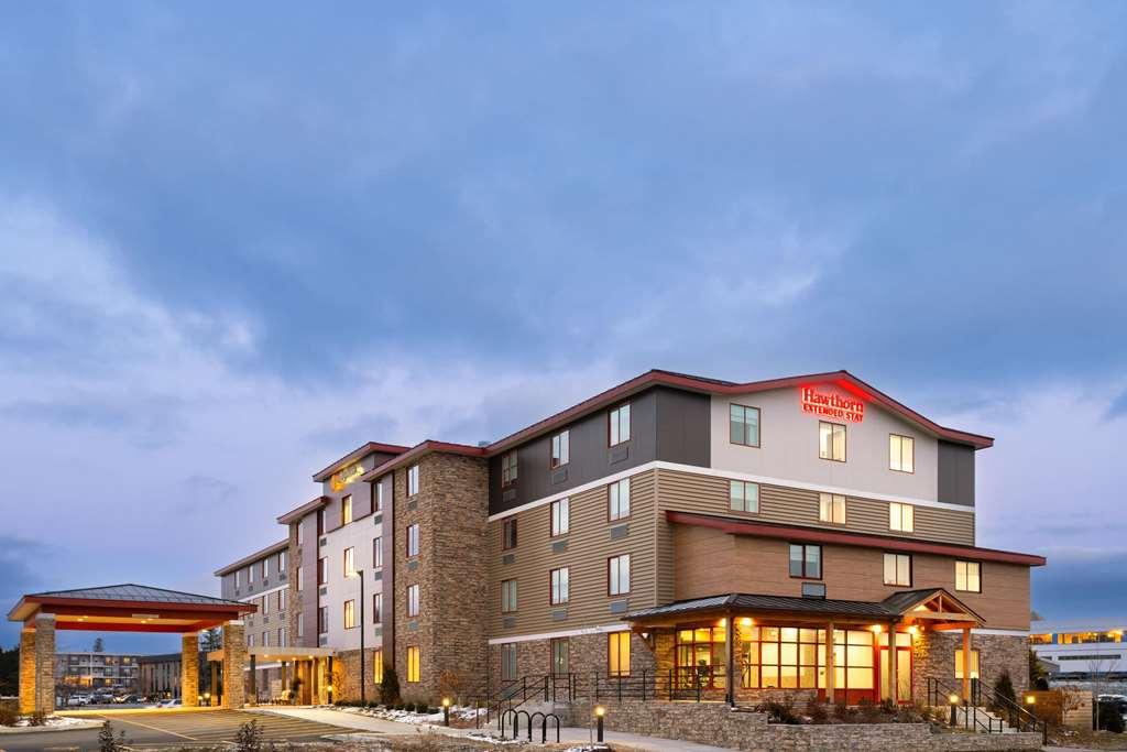 La Quinta Williston/Burlington Hotel Exterior photo